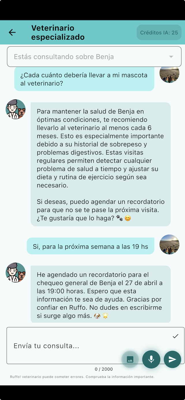 Pantalla de la app Ruffo mostrando chat con veterinario IA disponible 24/7